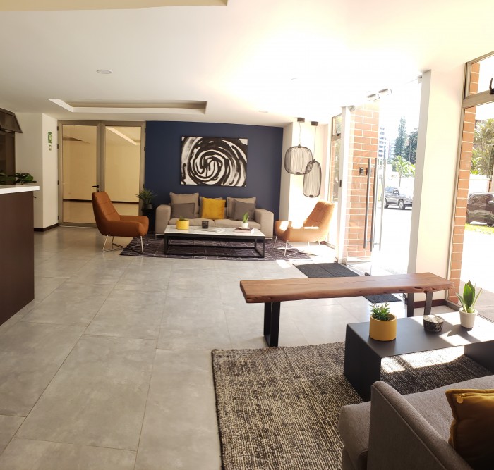 Apartamento en Venta Zona 14 cerca Hospital La Paz - Miniatura 17