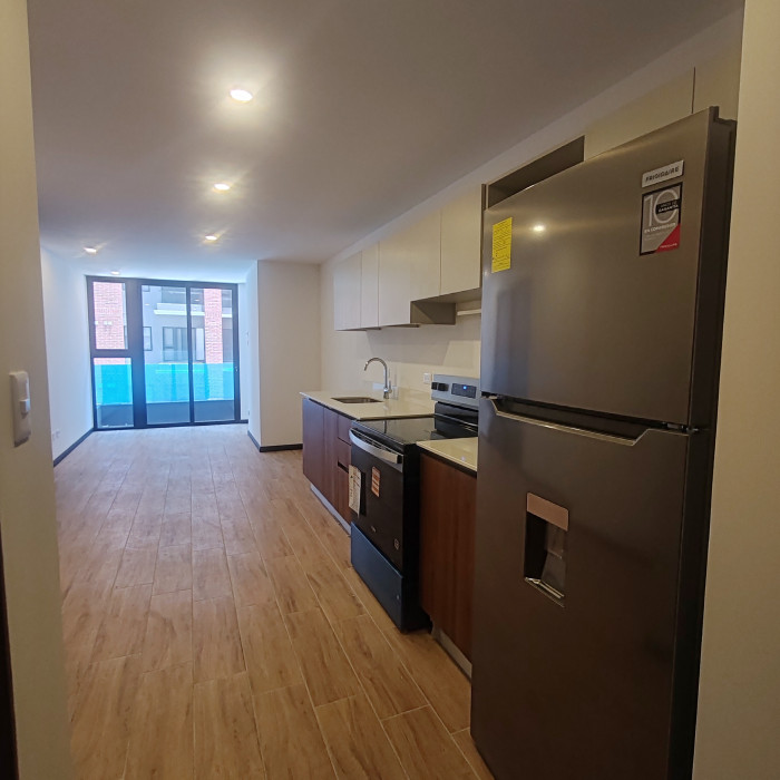 Apartamento de 1 Habitación en Renta zona 13 Essenza - Image 1