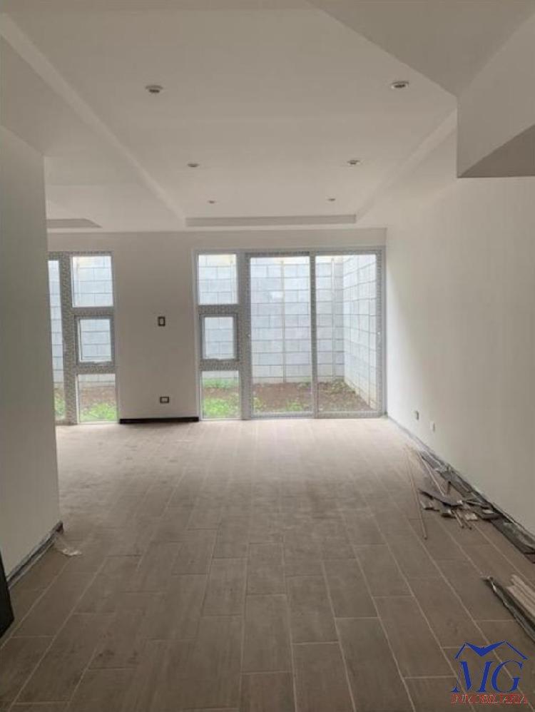 VENDO CASA EN SANCRISTOBAL SECTOR B1 — foto 2