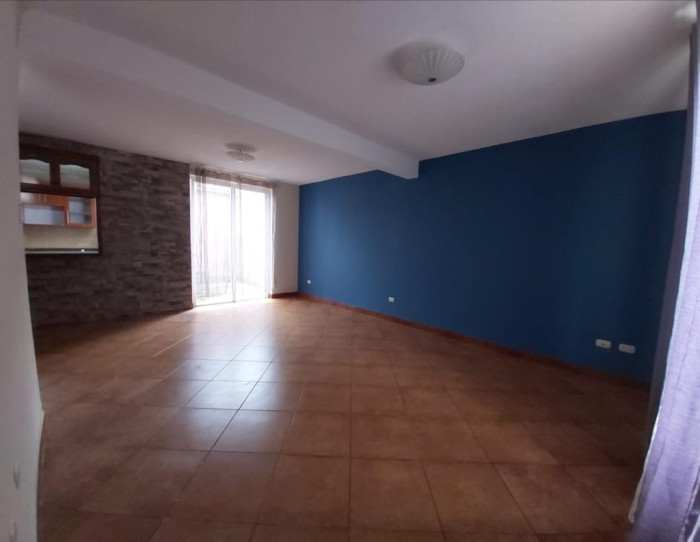 Casa en venta en Condominio Residencial Zona 7 Mixco - Image 2