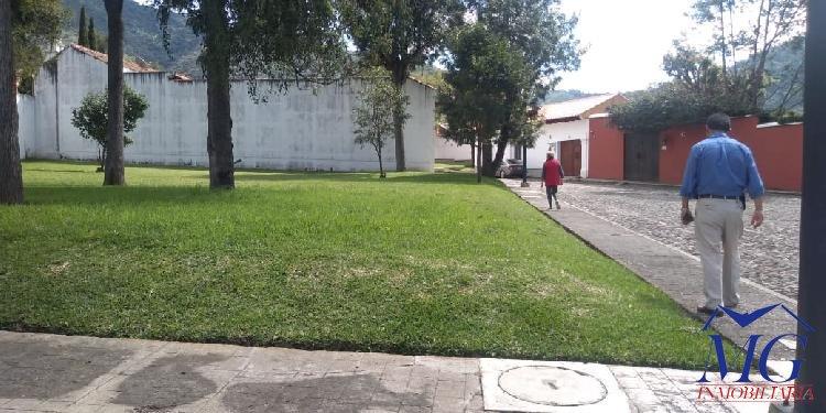 VENDO CASA MONARCA EN CONDOMINIO GRAVILEAS — foto 2