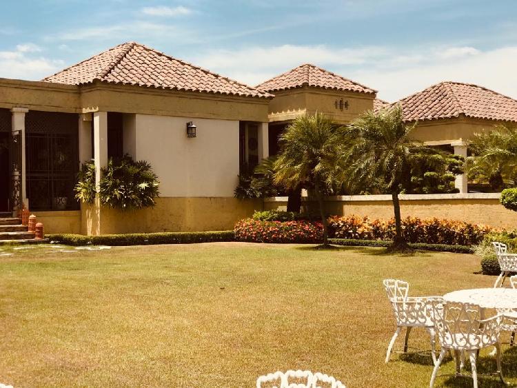 VENTA ESPECTACULAR CASA EN SANTIAGO — foto 3
