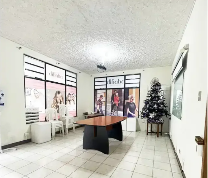 Casa en venta en garita Colonia Trinidad, zona 15 - Image 1