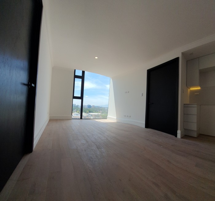 APARTAMENTO EN VENTA EN EDIFICIO CENTRICO DE ZONA 5 - Miniatura 5