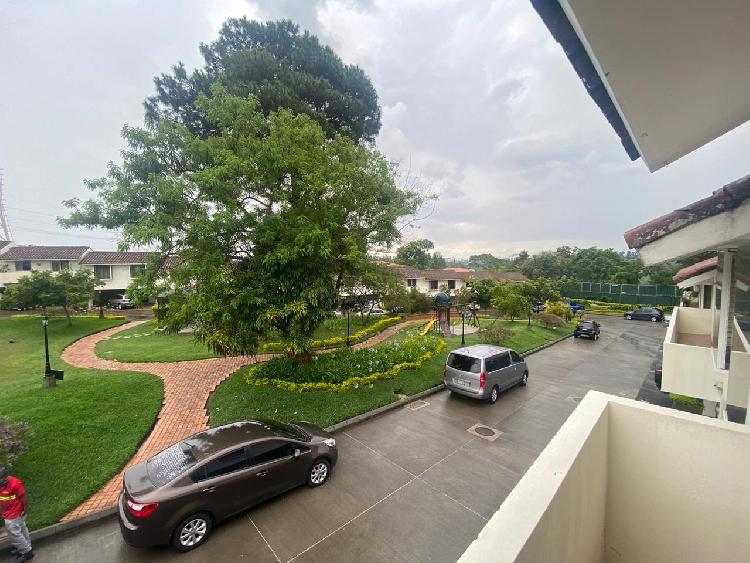 Amplia casa en Renta Condominio Lucerna Santa Catarina — foto 12
