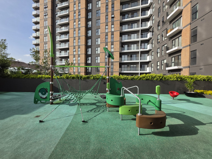 VENDO APARTAMENTO EN NIVEL ALTO EN PARQUE 14 VISTA SUR — foto 2