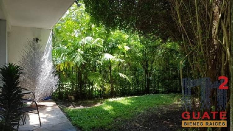 Edificio de 647 m2 de construcción en Venta, Zona 15 - 9