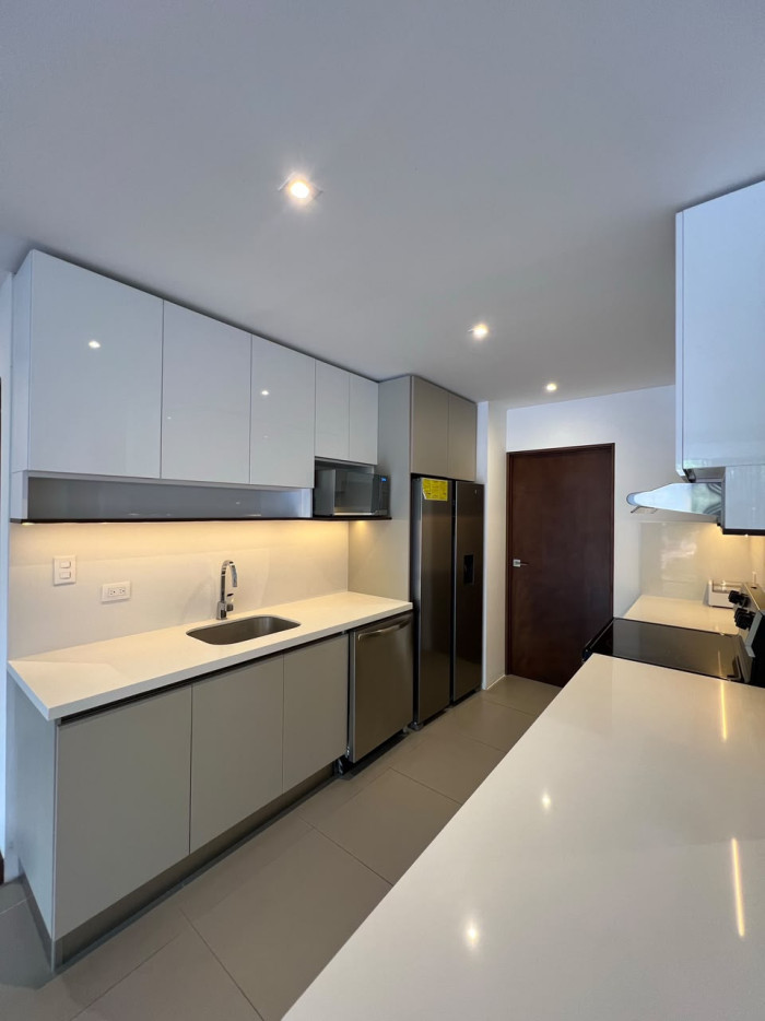 Apartamento Nuevo en renta en zona 13 - Image 2