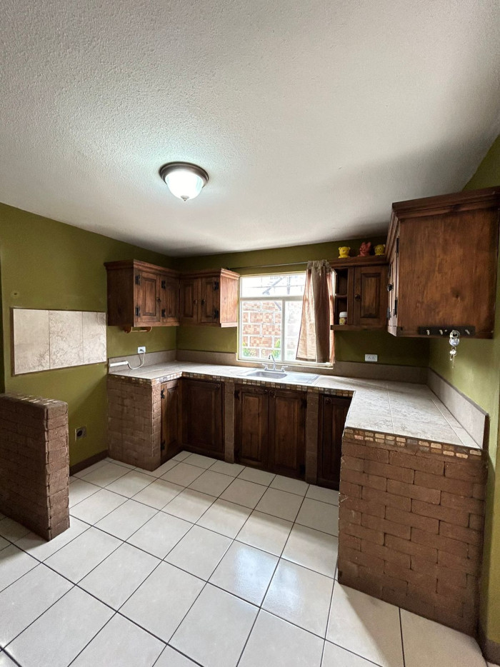 Casa en venta en Cañadas del Rio San Miguel Petapa — foto 4