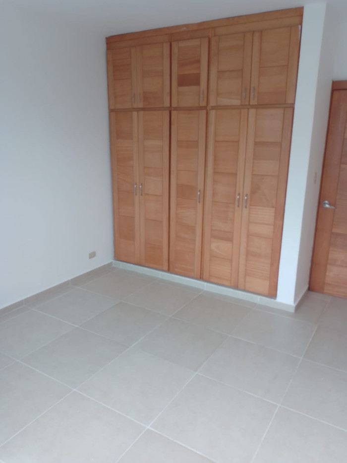 Apartamento en Alquiler en Evaristo Morales - 6