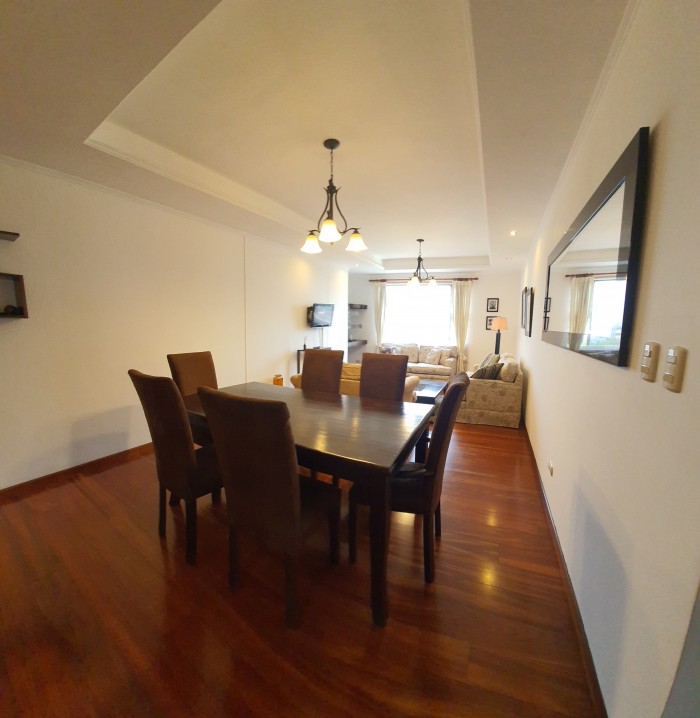 En Alquiler Apartamento en Zona 10 Amueblado — foto 5
