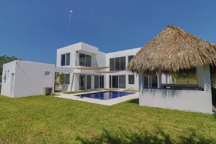 Casa en Venta en Aldea Madre Vieja, Taxisco, Santa Rosa