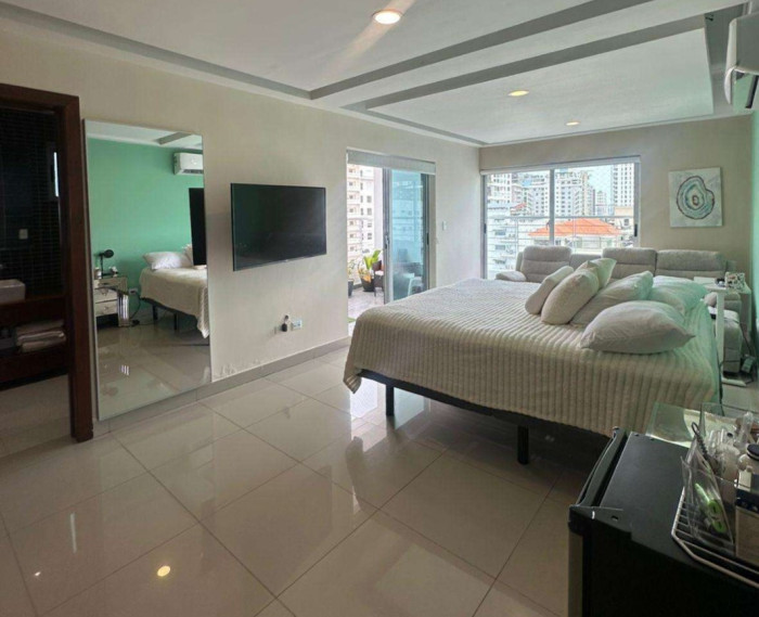 Penthouse Amueblado en Venta Ensanche Paraiso DN — foto 10