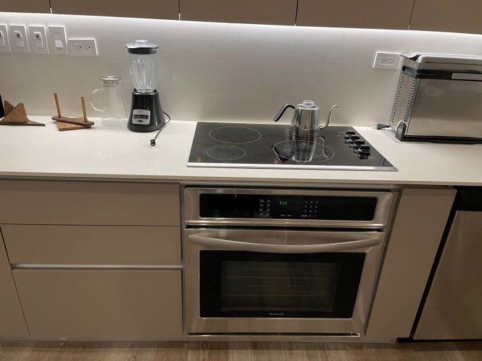 Rento apartamento en zona 14