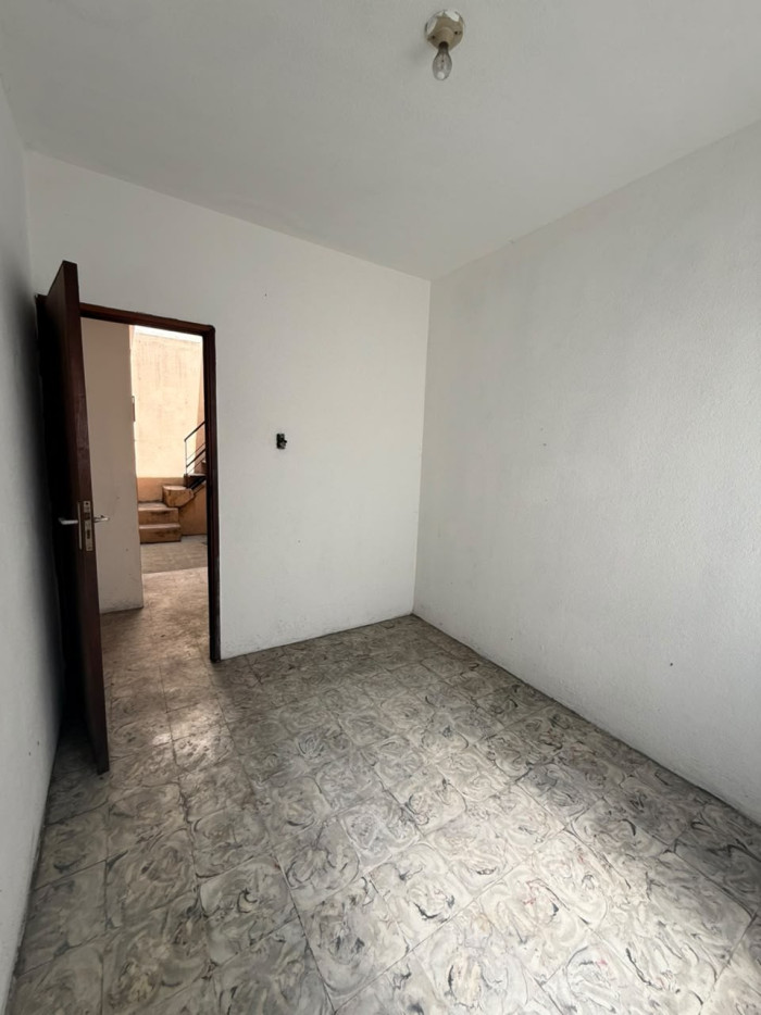 Venta de Casa amplia cercana al Sauce Zona 2 - Image 5
