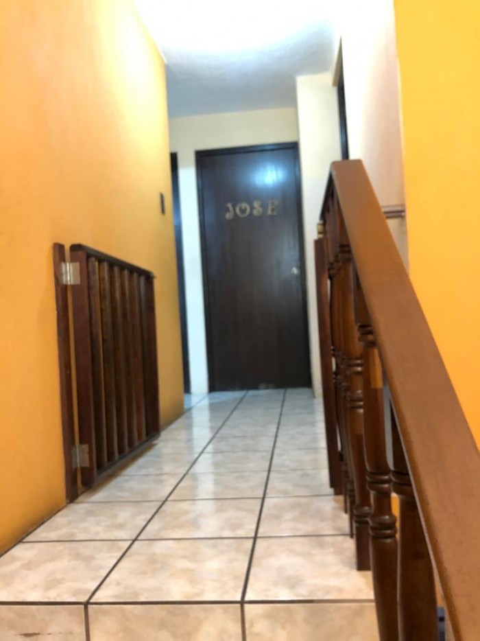 Casa en venta en Lomas de San Fermin zona 21 Guatemala - Miniatura 9