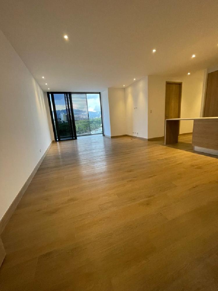 APARTAMENTO EN RENTA EN TRIVA, ZONA 15 — foto 11