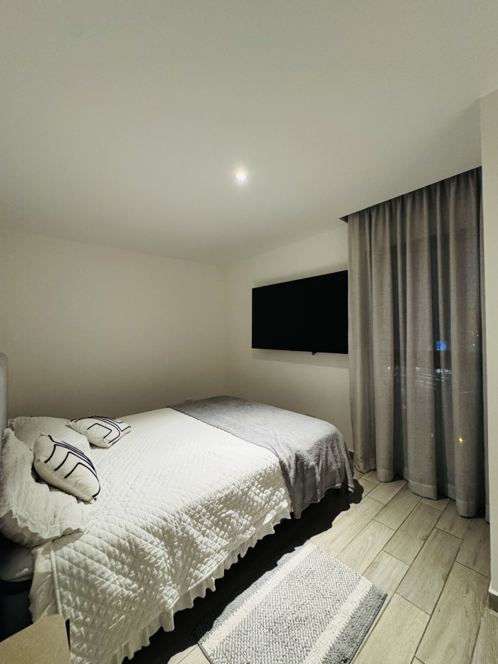Apartamento Amueblado en renta Zona 10 — foto 5