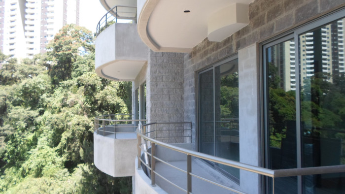 En renta apartamento en Ladera de Florencia zona 10 — foto 9