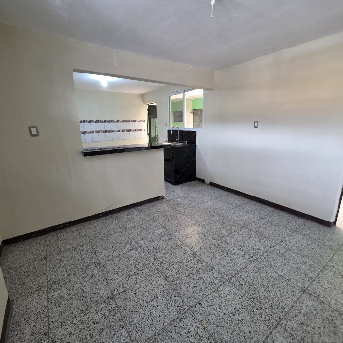 Casa de 1 nivel en Renta Barrio San Antonio zona 6 - Miniatura 3