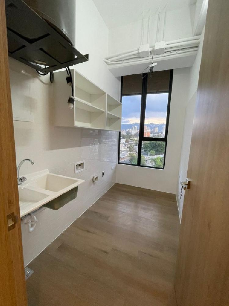 APARTAMENTO EN RENTA EN TRIVA, ZONA 15 — foto 8