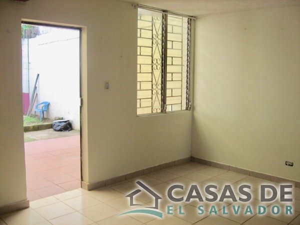 Casa en Santa Tecla Residencial Privado zona céntrica - 4