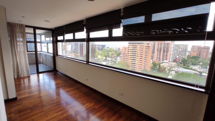 Rento apartamento en zona 10 — foto 4