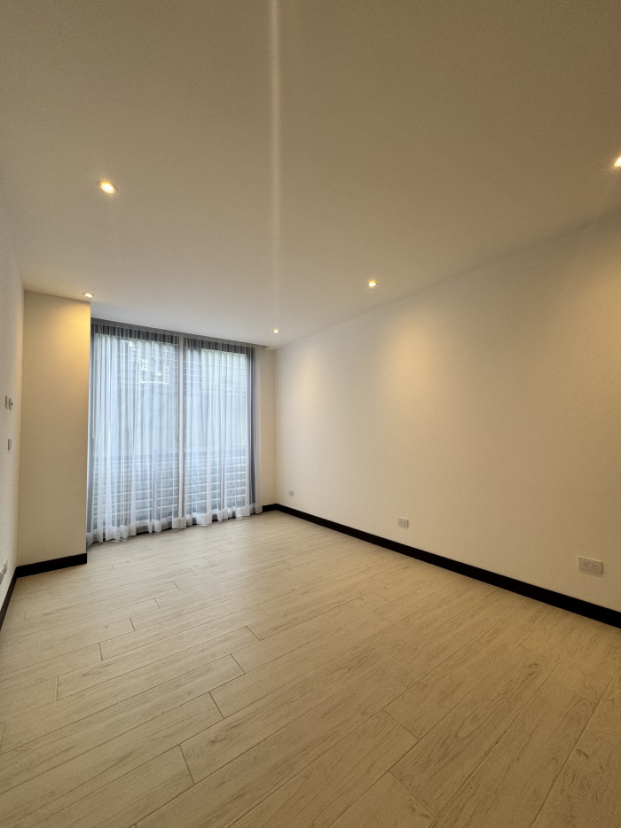 Apartamento en Venta Spazio Zona 15 Vista Hermosa 3 - Image 3