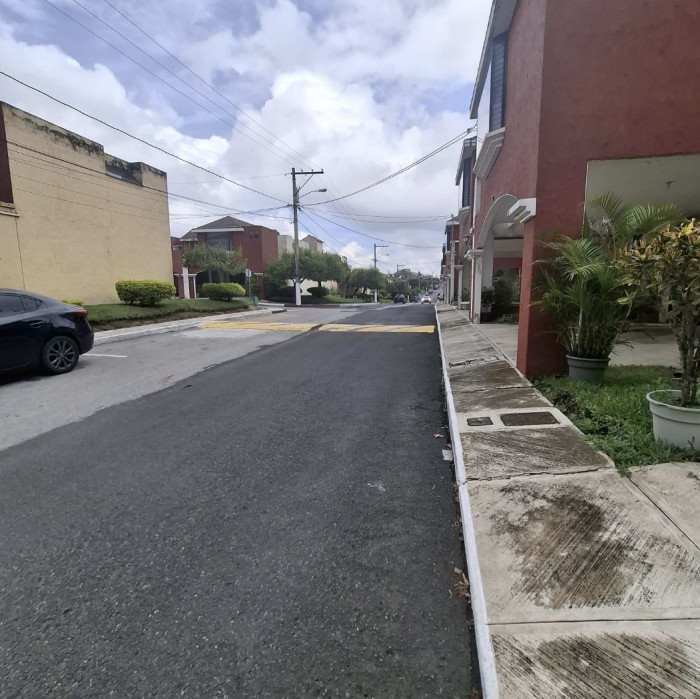 Casa en venta en Casa Grande Zona 18 Guatemala - Miniatura 15