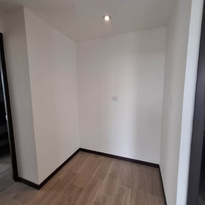 Renta de Apartamento en Altaire zona 11 Mariscal - Miniatura 6