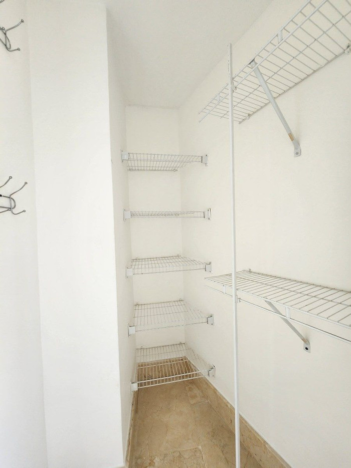 Apartamento 2 Hab con linea blanca en Alquiler en Naco — foto 12
