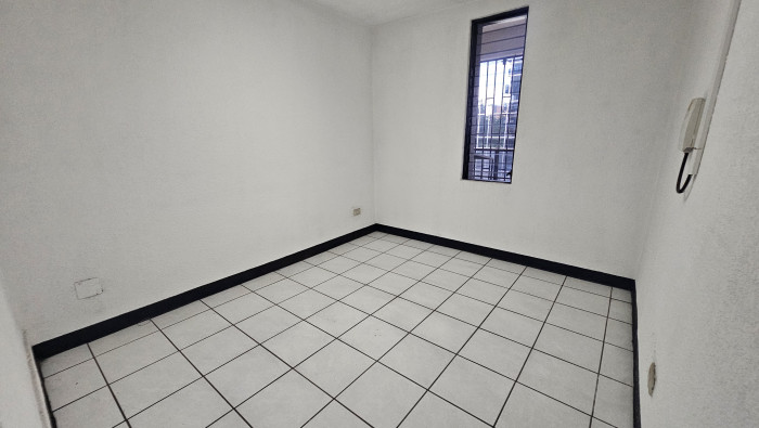 OFICINA EN #RENTA EN ZONA 9 — foto 12