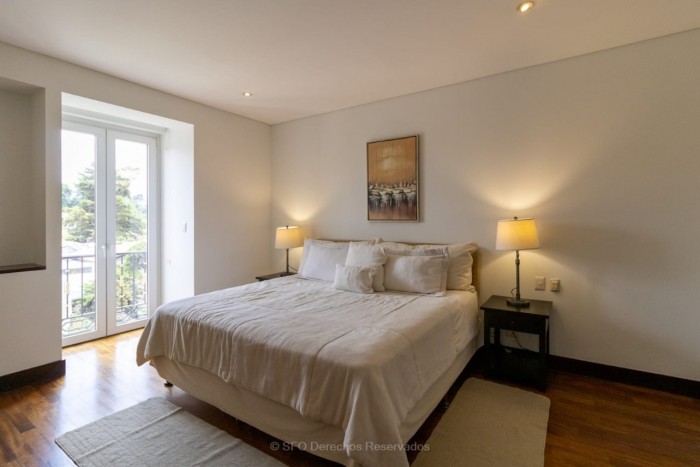 Apartamento Amueblado en Zona 14 de la Quinta Avenida - Miniatura 6