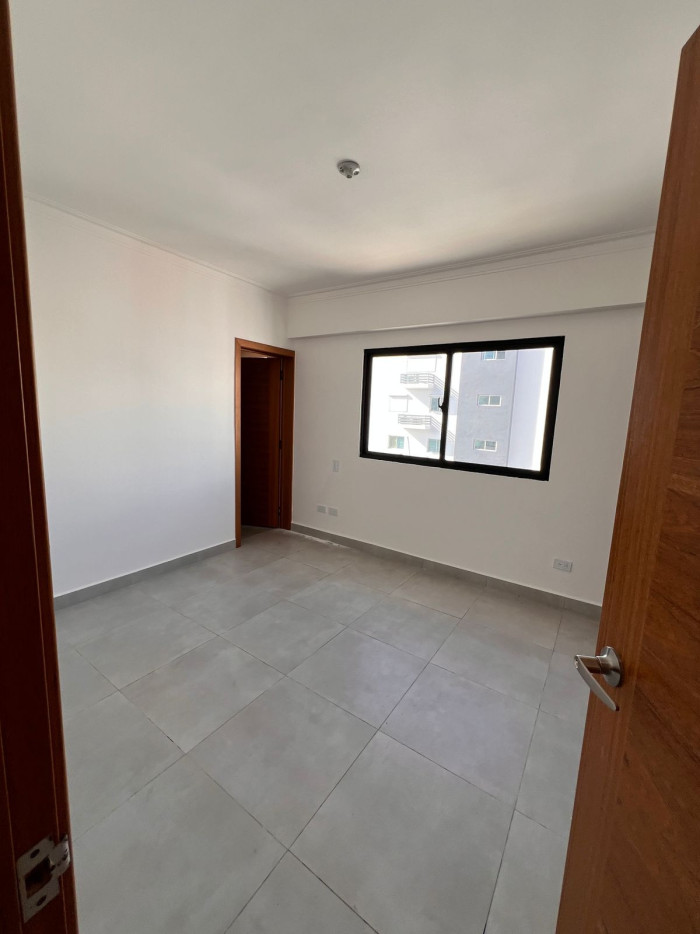 Apartamento en alquiler en Evaristo Morales — foto 6