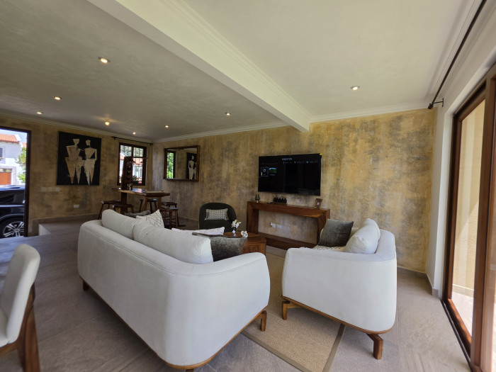 ESTRENA CASA EN VENTA EN CLUB RES LOS FRANCISCANOS RN14 - Image 2