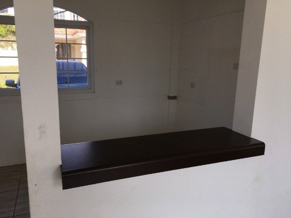 CASA EN REMATE BANCARIO!! Exclusivo Carr. Salvador — foto 2