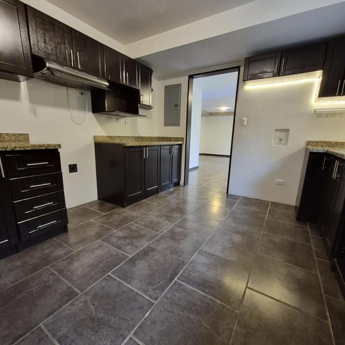 Casa en renta y venta Cumbres de La Arboleda km 21 CAES — foto 4