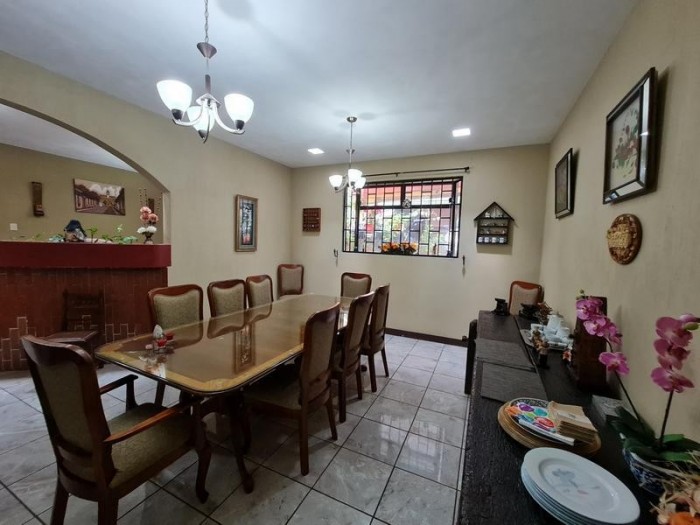 Casa de un Nivel en Venta en Labor de Castilla - Image 1