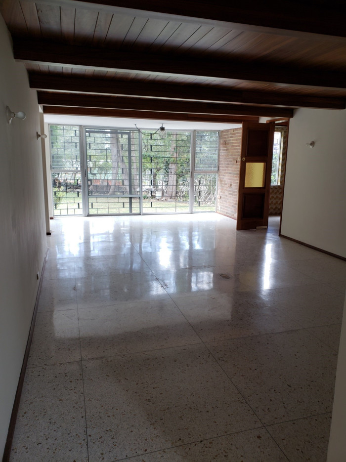 CASA COMERCIAL VISTA HERMOSA ZONA 15 - Miniatura 4