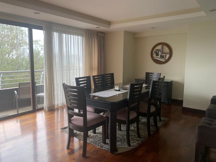Apartamento amueblado en renta zona 10 Guatemala - Image 1