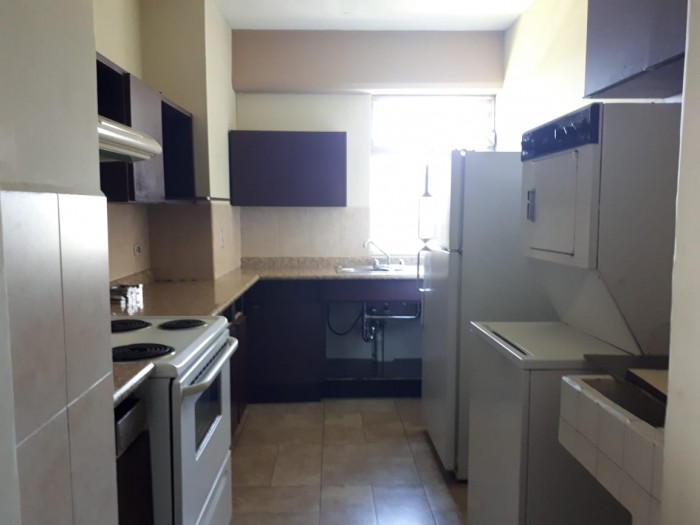 Apartamento en Alquiler en Zona 15 - Image 3