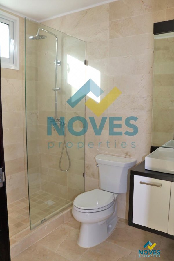 HERMOSA UNIDAD DISPONIBLE PARA VENTA EN EXQUISITA ZONA — foto 4