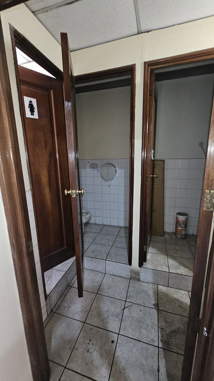 LOCAL EN #RENTA EN ZONA 9 — foto 11