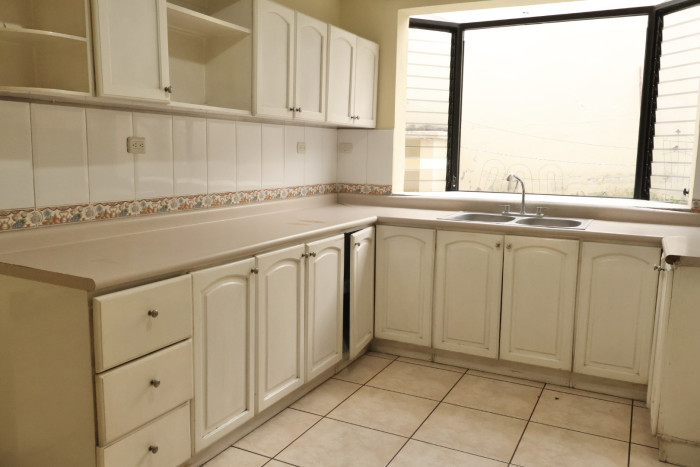 Condominio Pinares de Castilla- Casa en renta - 5