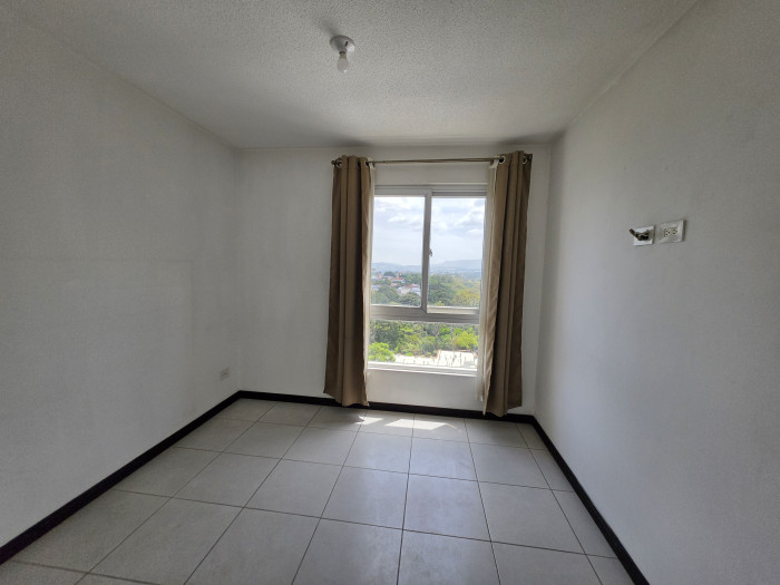 APARTAMENTO EN RENTA EN VISTAS DE LAS CHARCAS ZONA 11 - Miniatura 9