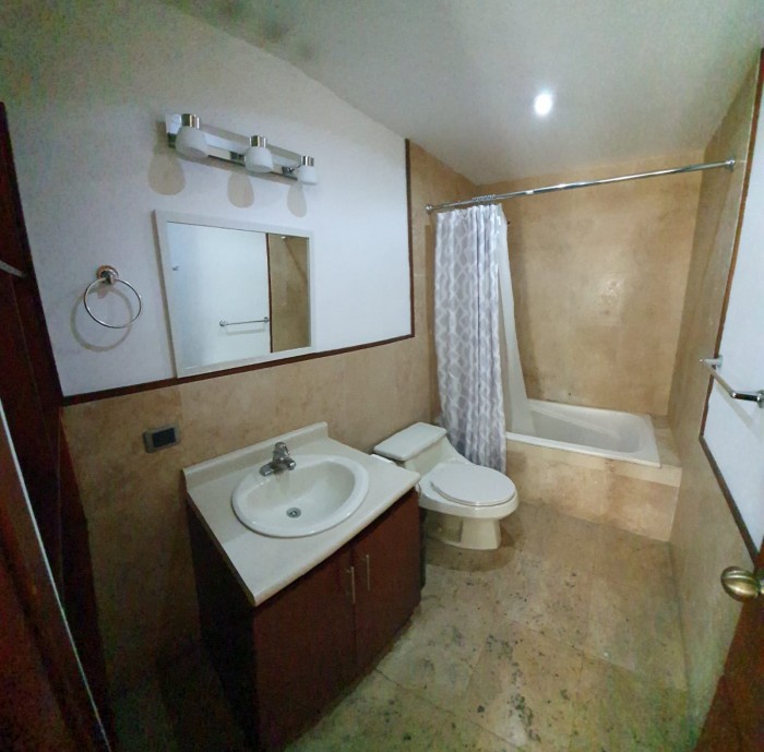 Apartamento amueblado en alquiler en zona 13 TorreNova — foto 8