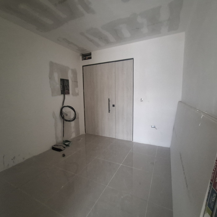 Oficina en renta en Edificio Burgó zona 14 - Miniatura 12