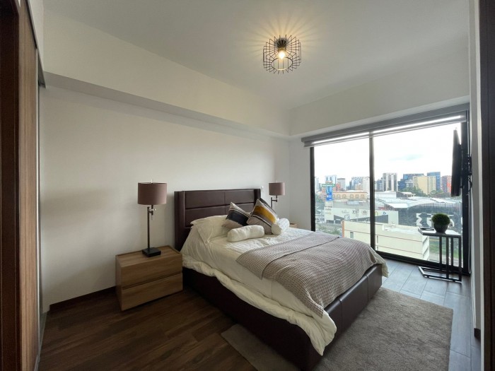 Plus Real Estate vende / renta apartamento en zona 10 — foto 5