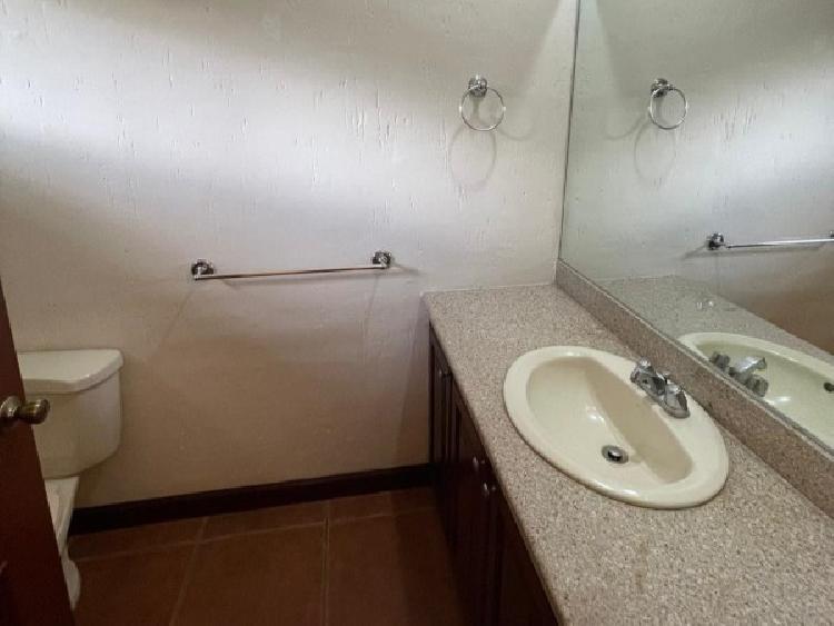CASA EN RENTA EN KM 23 CARRETERA AL SALVADOR — foto 10