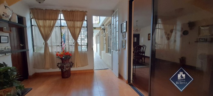 Hermosa casa en #venta en zona 2 - Image 3